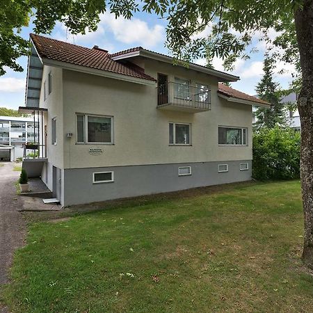 Majoitushuoneisto Tuomipuisto Lägenhet Nådendal Exteriör bild