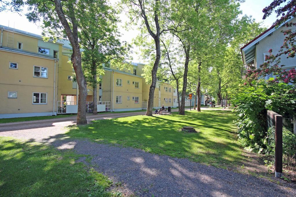 Majoitushuoneisto Tuomipuisto Lägenhet Nådendal Exteriör bild