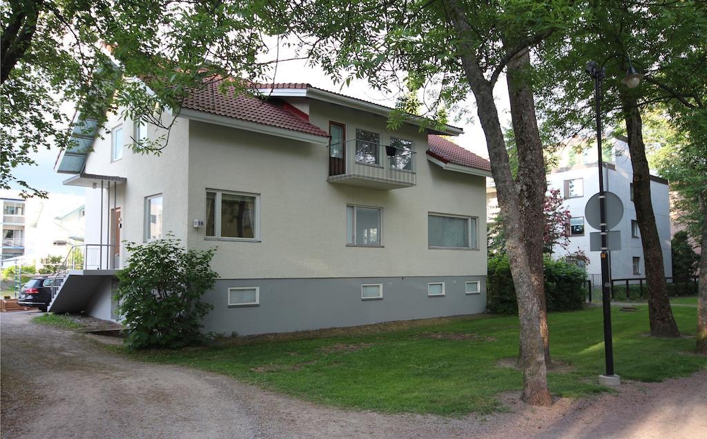 Majoitushuoneisto Tuomipuisto Lägenhet Nådendal Exteriör bild